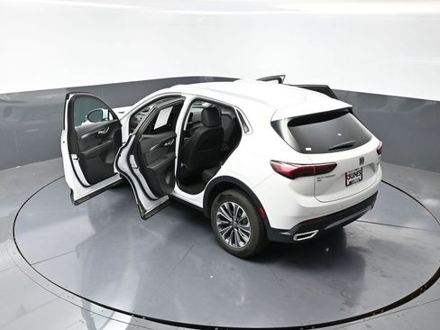 Used 2024 Buick Envision Preferred image 60