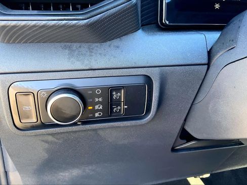 Used 2024 Ford Mustang EcoBoost image 28