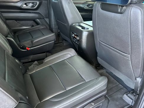 Used 2023 Chevrolet Tahoe Z71 w/ Z71 Off-Road Package AWD/4WD image 20