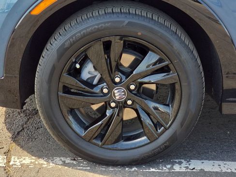 Certified 2024 Buick Encore GX Sport Touring w/ Advanced Technology Package FWD image 32
