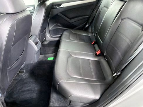 Used 2014 Volkswagen Passat 1.8T Wolfsburg Edition FWD image 17
