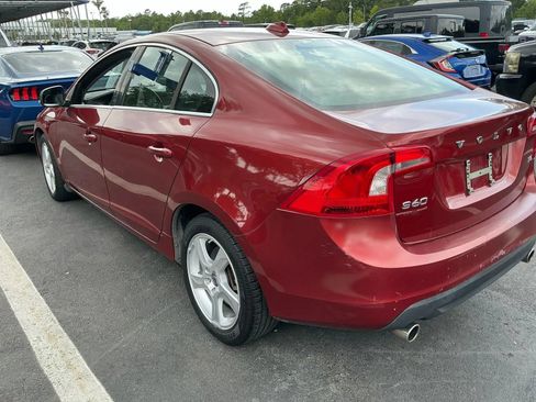 Used 2013 Volvo S60 T5 FWD image 2