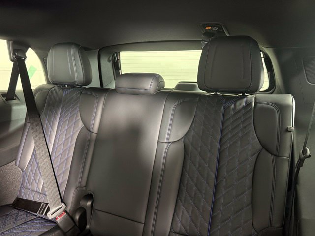 Used 2026 Cadillac Escalade IQL Luxury AWD/4WD image 27