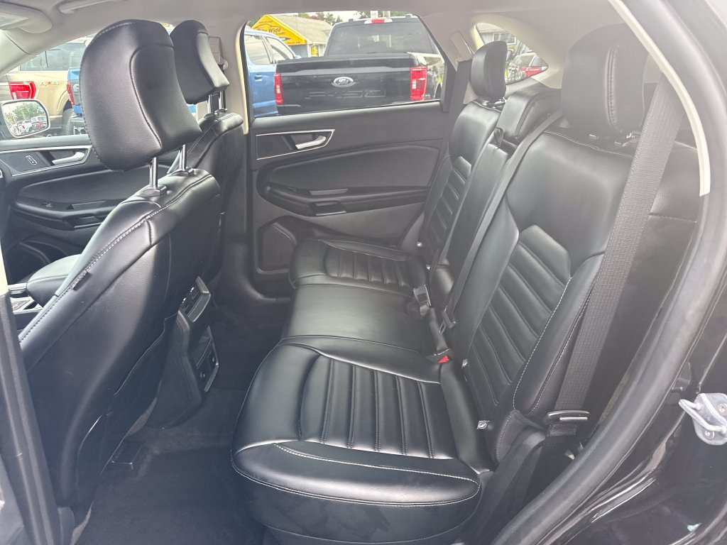 Used 2024 Ford Edge SEL w/ Convenience Package AWD/4WD image 17