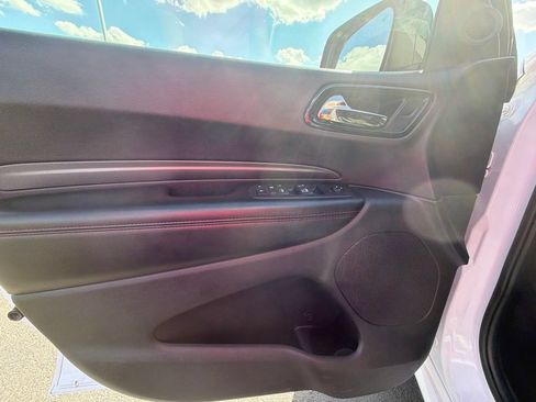 Used 2025 Dodge Durango GT RWD image 15
