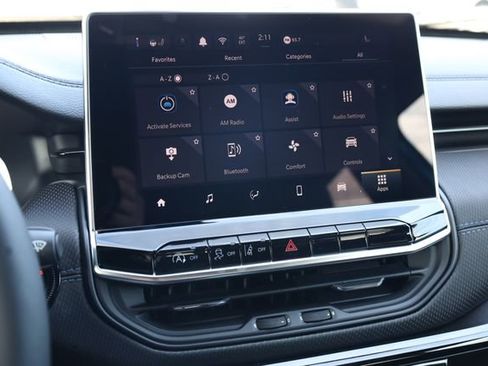 New 2026 Jeep Compass Latitude image 17