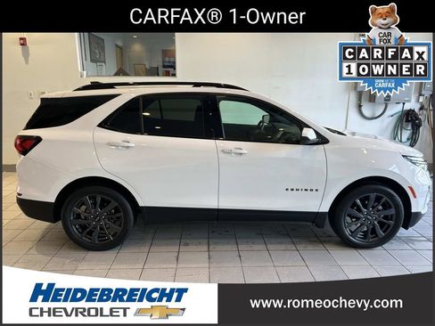 Certified 2022 Chevrolet Equinox RS w/ LPO, Floor Liner Package image 2