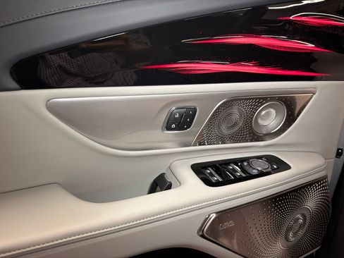 New 2026 Lincoln Nautilus Reserve AWD/4WD image 29