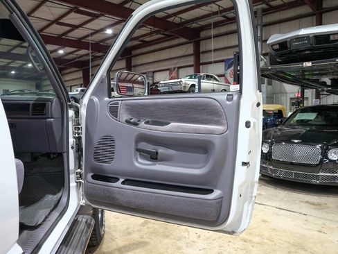 Used 1997 Dodge Ram 2500 Truck 4x4 Club Cab image 38