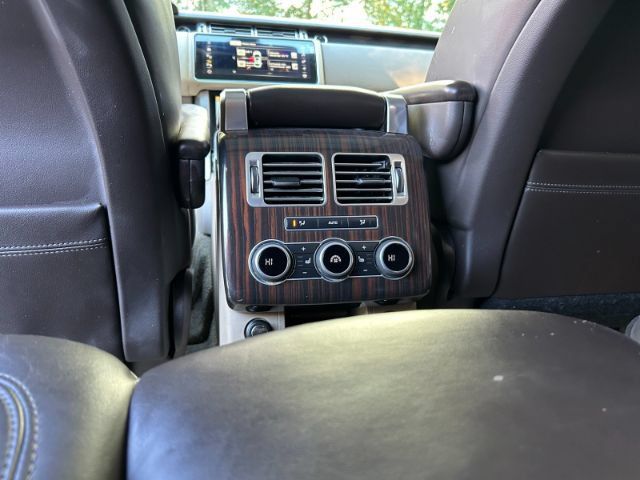 Used 2016 Land Rover Range Rover HSE AWD/4WD image 26