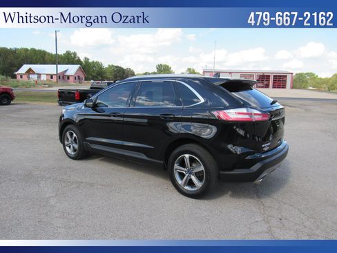Used 2020 Ford Edge SEL w/ Convenience Package FWD image 11