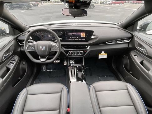 Used 2024 Buick Envista Sport Touring w/ Convenience I Package image 19