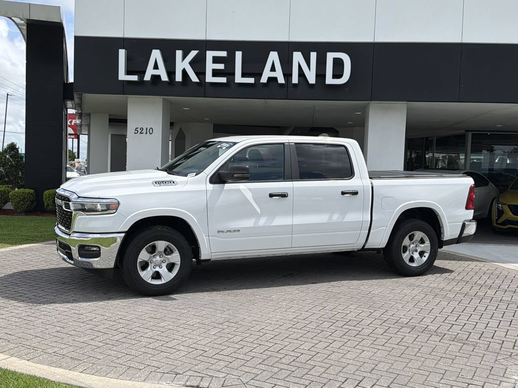 Used 2025 RAM 1500 Big Horn AWD/4WD image 2