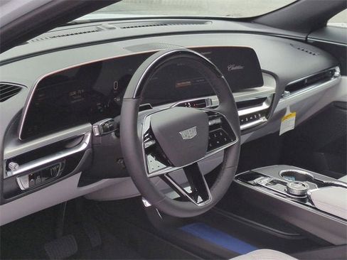 New 2026 Cadillac Lyriq Luxury image 10