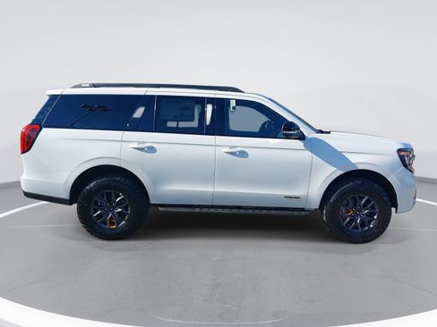 New 2026 Ford Expedition Tremor image 4