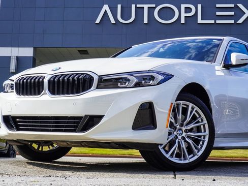 Used 2024 BMW 330i xDrive 330i xDrive image 2