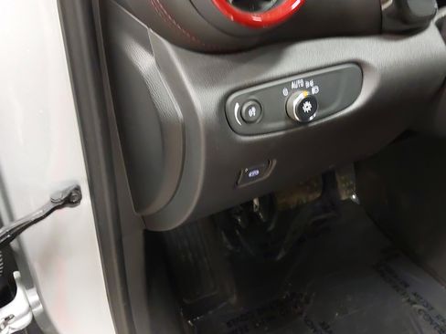 Certified 2022 Chevrolet Blazer RS w/ Enhanced Convenience Package image 23