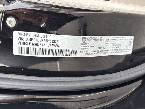 Certified 2024 Chrysler Pacifica Touring-L image 43