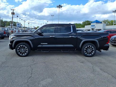 Used 2023 Toyota Tundra Limited AWD/4WD image 8