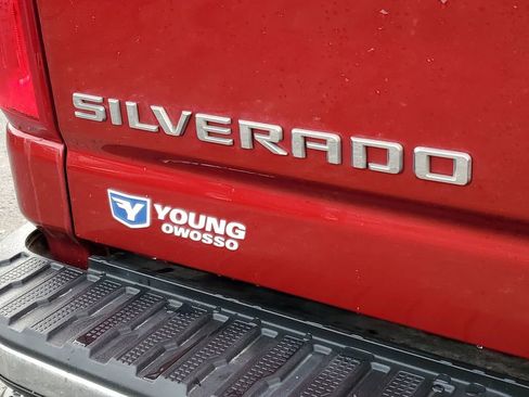 Used 2021 Chevrolet Silverado 2500 LTZ w/ LTZ Plus Package image 35