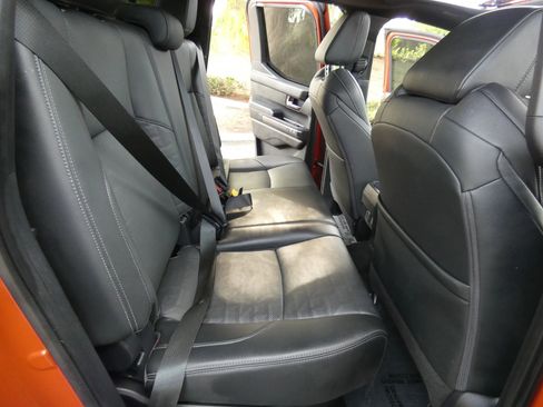 Used 2025 Toyota Tacoma TRD Off-Road w/ TRD Off Road Premium Package image 39