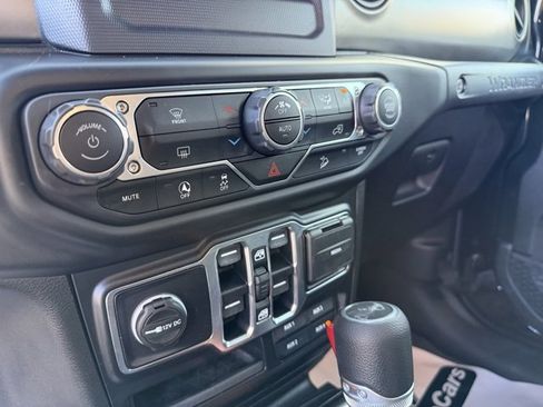 Used 2020 Jeep Wrangler Unlimited Sport S image 25