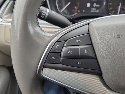 Certified 2023 Cadillac XT5 Premium Luxury image 16