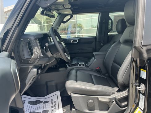 New 2026 Ford Bronco Big Bend w/ Black Diamond Package AWD/4WD image 12
