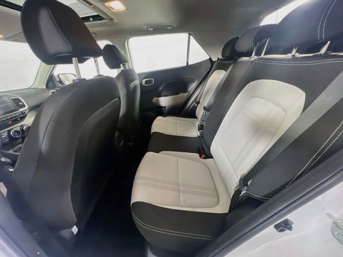 Used 2023 Hyundai Venue SEL w/ Cargo Package FWD image 23