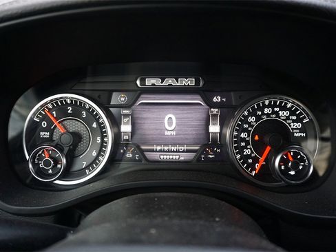 Used 2022 RAM 1500 Laramie image 7