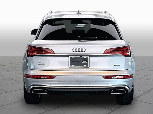 Certified 2023 Audi Q5 2.0T Premium w/ Convenience Package AWD/4WD image 5