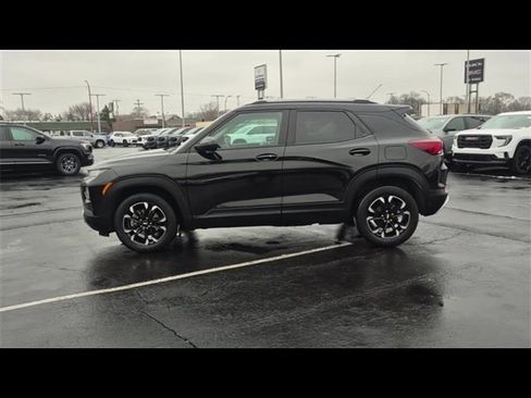 Certified 2021 Chevrolet TrailBlazer LT w/ Convenience Package image 5