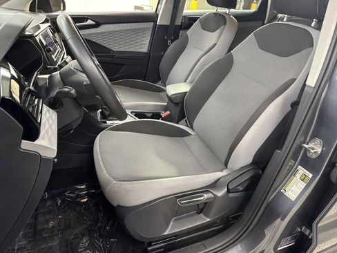 Used 2024 Volkswagen Taos S image 17