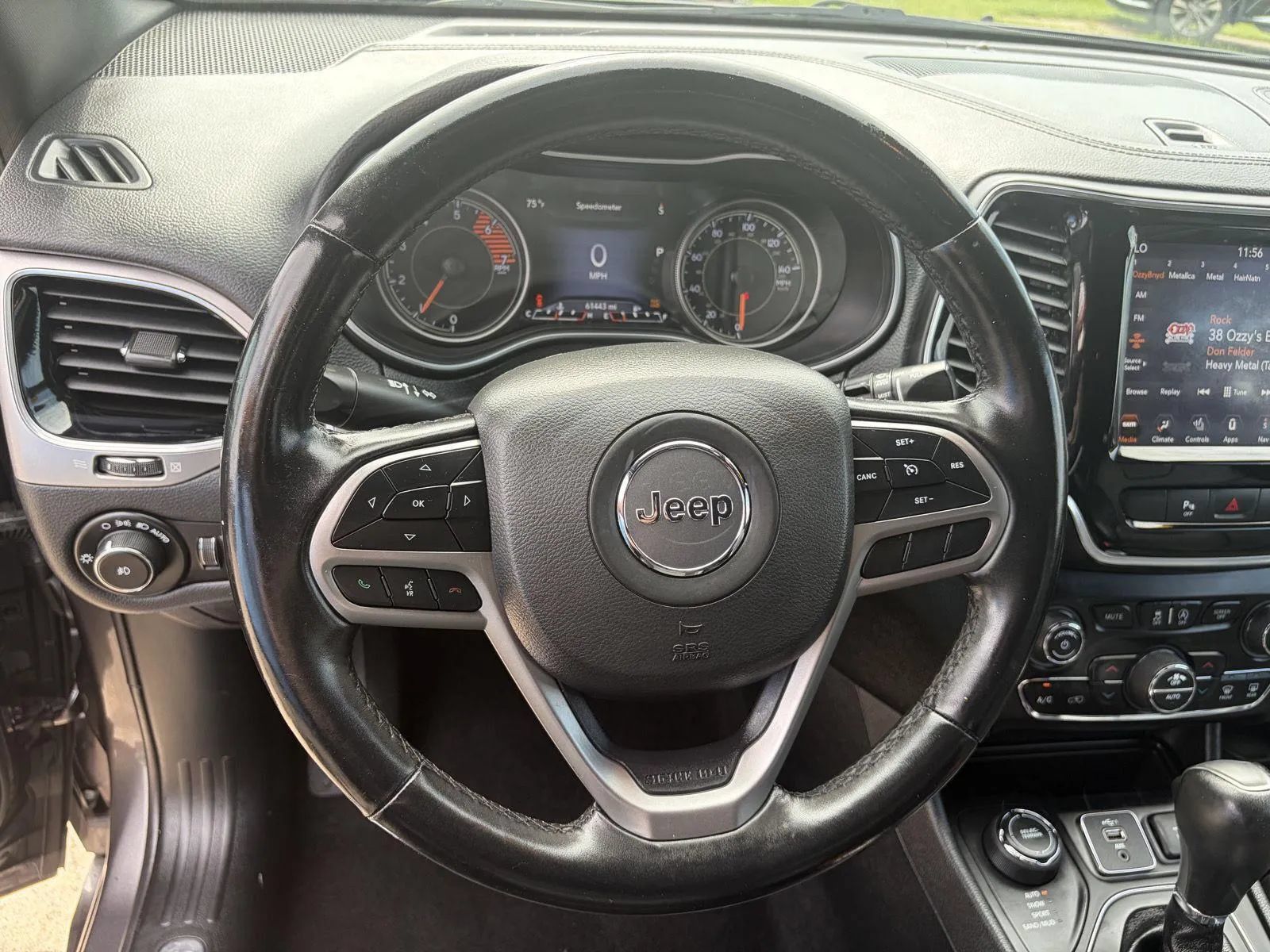 Used 2020 Jeep Cherokee High Altitude AWD/4WD image 12