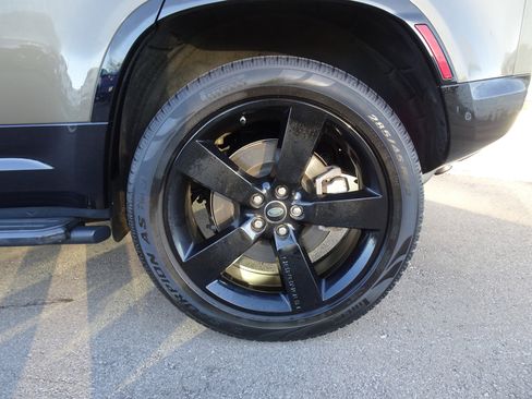 Used 2021 Land Rover Defender 110 X-Dynamic HSE image 22