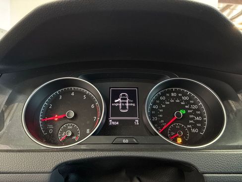 Used 2020 Volkswagen Golf 4-Door FWD image 14