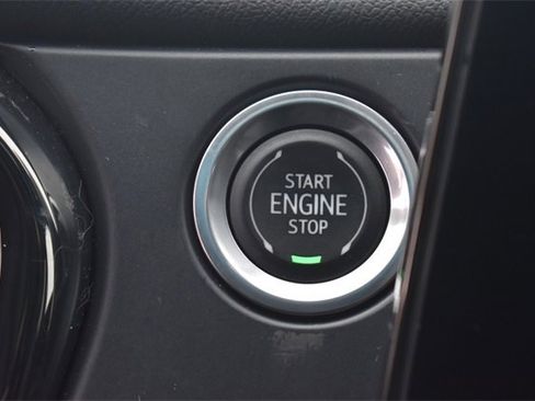 Certified 2023 Chevrolet Blazer RS w/ Driver Confidence II Package image 31