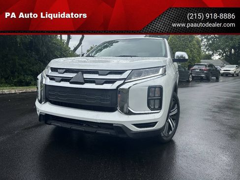 Used 2020 Mitsubishi Outlander Sport ES FWD image 1