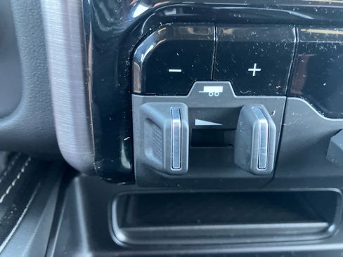 Used 2024 RAM 2500 Rebel w/ Level 2 Equipment Group AWD/4WD image 27