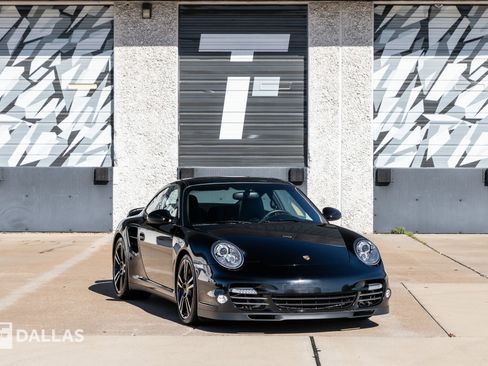 Used 2012 Porsche 911 Turbo S image 1