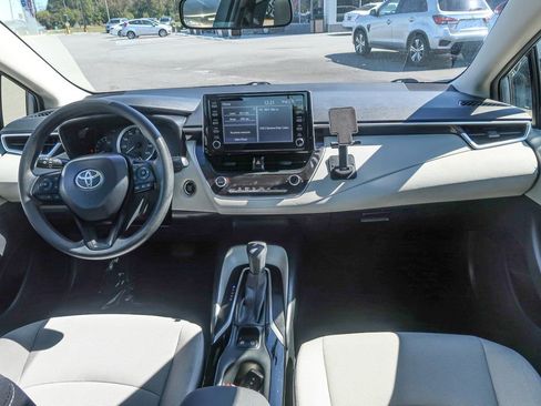 Used 2020 Toyota Corolla LE w/ LE Premium Package image 18