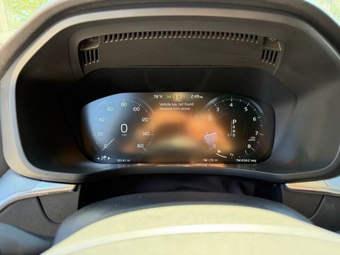 Used 2020 Volvo XC60 T5 Momentum image 20