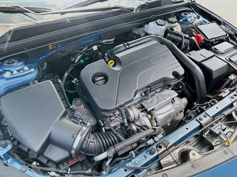 Used 2024 Chevrolet Malibu LT FWD image 26