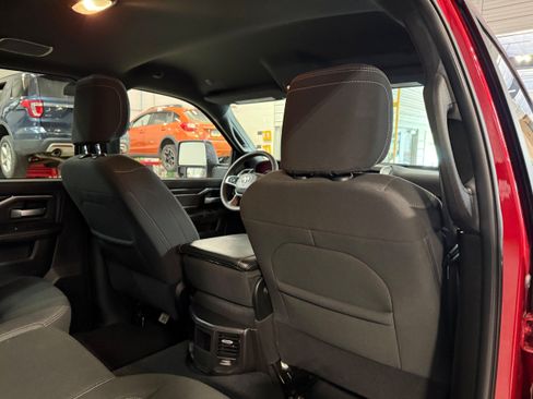 Used 2026 RAM 2500 Big Horn AWD/4WD image 15