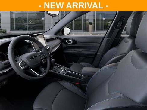 Used 2026 Jeep Compass Limited w/ Sun, Sound & Navigation Group AWD/4WD image 22