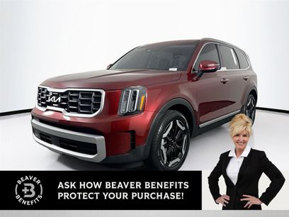 Used 2023 Kia Telluride S w/ S Sunroof Package