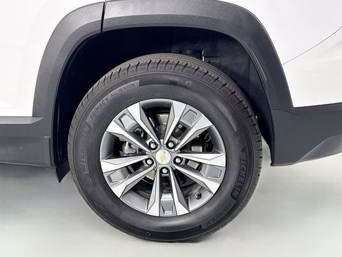 Used 2025 Chevrolet Equinox LT image 31