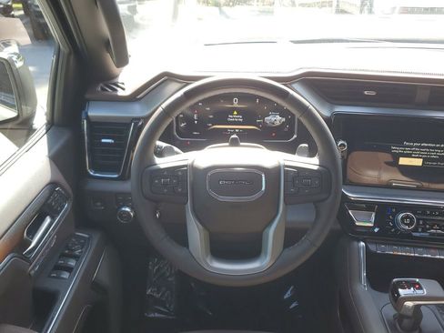 New 2026 GMC Sierra 1500 Denali AWD/4WD image 18