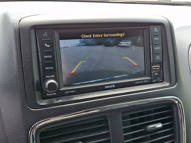 Used 2018 Dodge Grand Caravan SXT FWD image 18