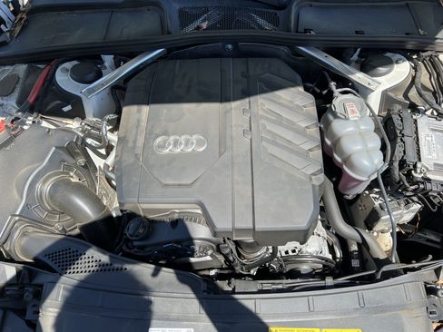 Used 2021 Audi A4 2.0T Premium Plus w/ Premium Plus Package AWD/4WD image 36